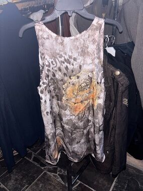 Source Unknown Gray and Orange Sleeveless Floral-Print Tank